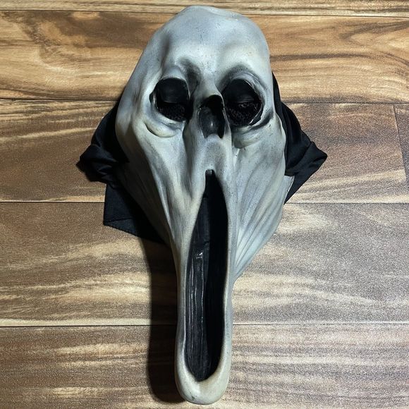 Vintage 1995 The Paper Magic Group Scream Ghost Face Ghoul Halloween Mask - Picture 2 of 12